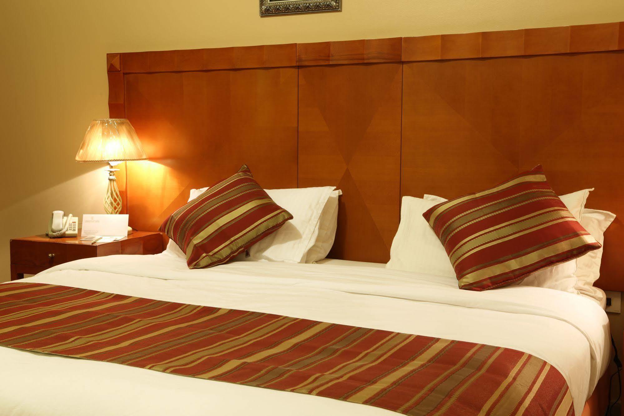 Landmark Suites Jeddah Ngoại thất bức ảnh
